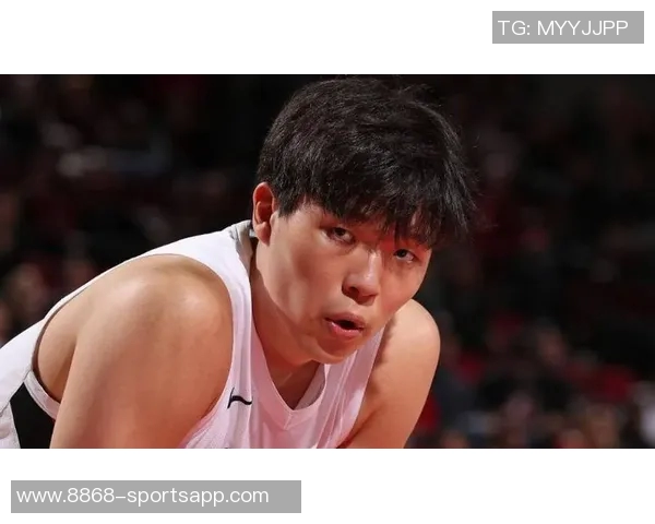 比卢普斯称赞杨瀚森的灵光时刻认为他的身高让这一表现更显珍贵