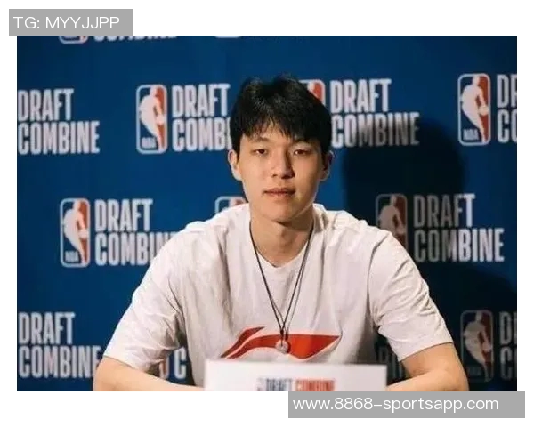 杨瀚森赛后与女友及团队聚餐洛杉矶韩料店共享夜宵时光