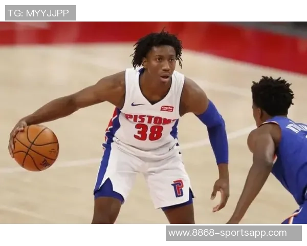 雄鹿因科斯塔斯无法签双向合同选择签下老五增强阵容深度 雄鹿因科斯塔斯无法签双向合同选择签下老五增强阵容深度